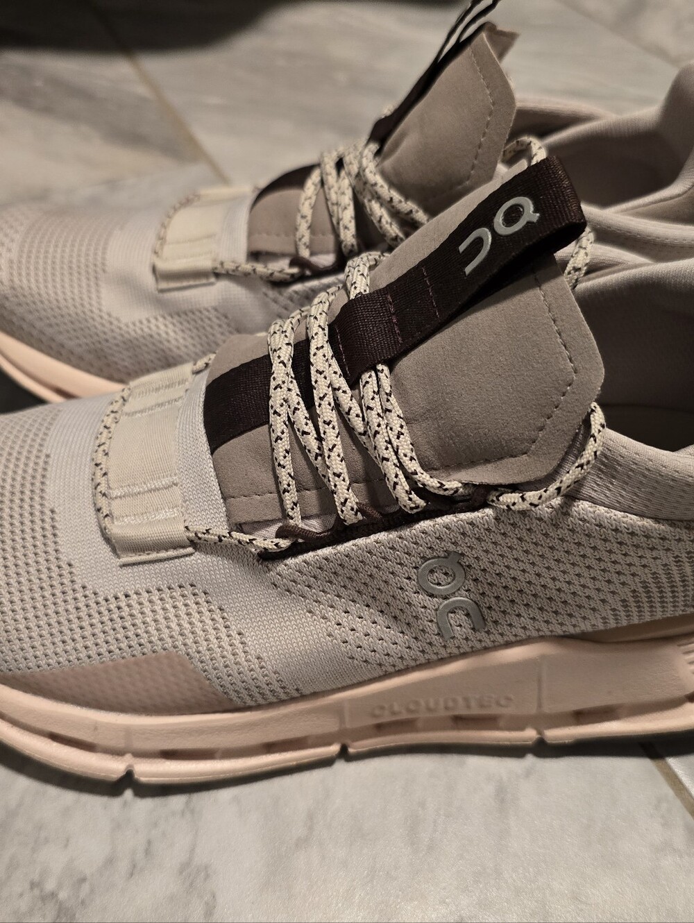 On Cloud Running Women’s Athletic Shoes in Light Gray and Pale Pink - Picture 2 of 5